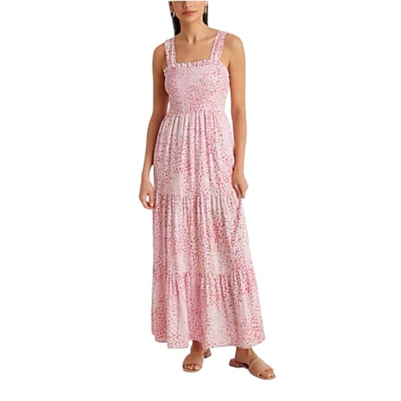 Express Dresses & Skirts - Express Linen Blend Printed
Square Neck Sleeveless
Smocked Tiered Maxi
Dress